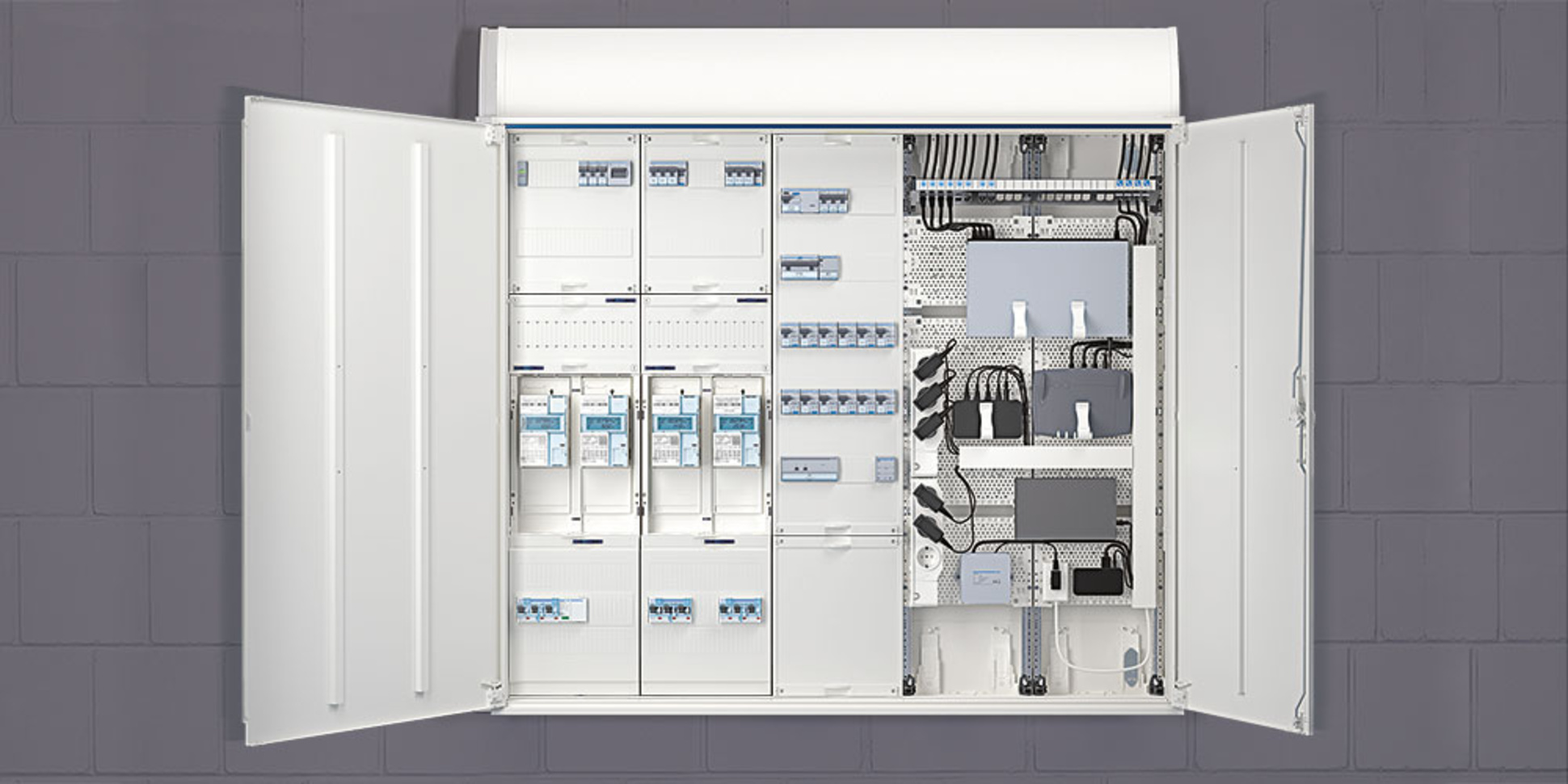 Technikzentrale bei Elektroanlagenbau Tischer, Exner UG (haftungsbeschränkt) & Co.KG in Ilmenau